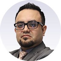 Dr. José Alva Bazán